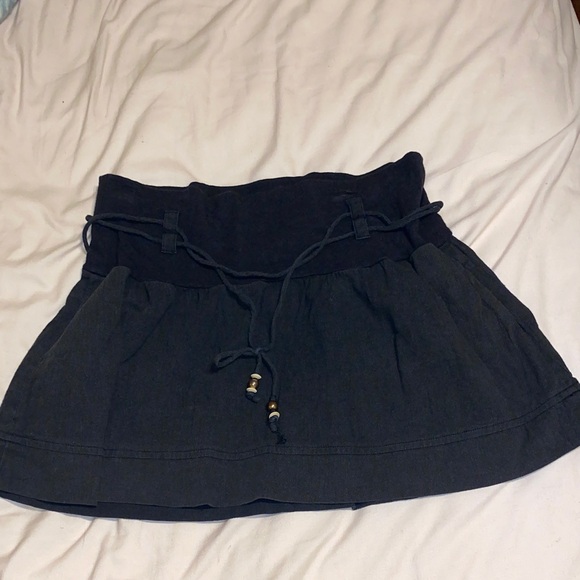 Guess Black Mini Skirt with Beaded Tie - Picture 1 of 8